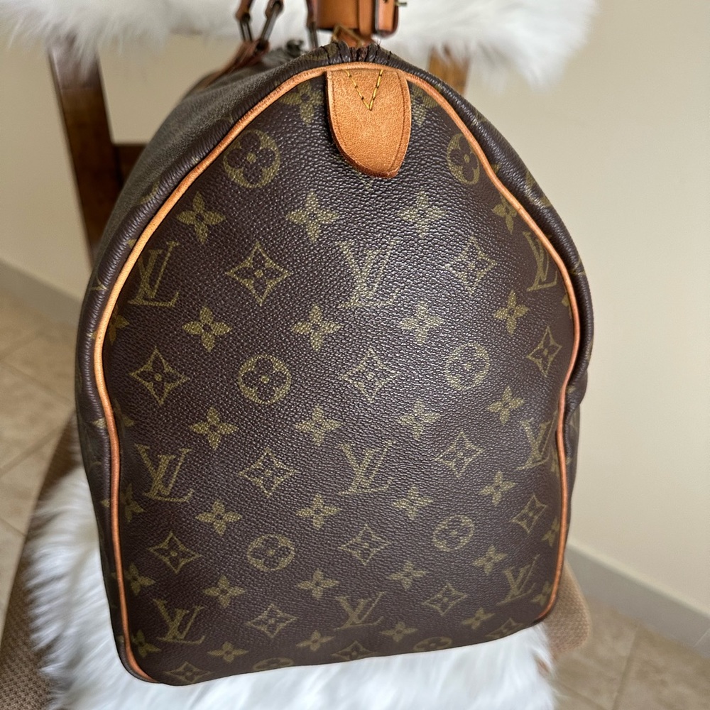 Authentic Louis Vuitton Keepall 50 - Picture 3 of 16